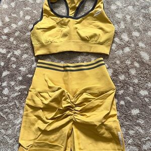 DOYOUEVEN Yellow Ruched Sports Bra & High-Waist Shorts Set